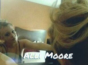 Alli_Moore