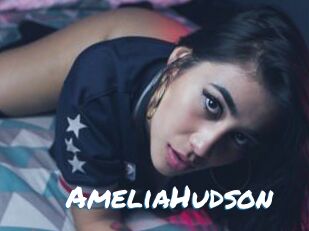 AmeliaHudson Max 50