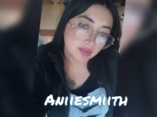 Aniiesmiith