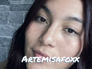 Artemisafoxx