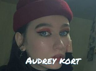 Audrey_kort