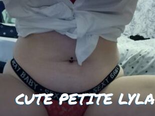 CUTE_PETITE_LYLA