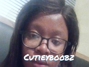 Cutieyboobz