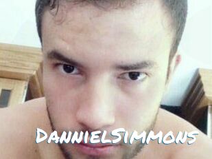 Danniel_Simmons