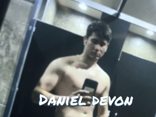 Daniel_devon