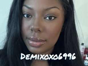 Demixoxo6996