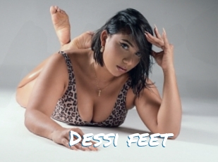 Dessi_feet