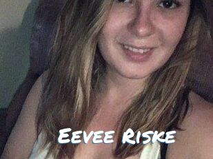 Eevee_Riske