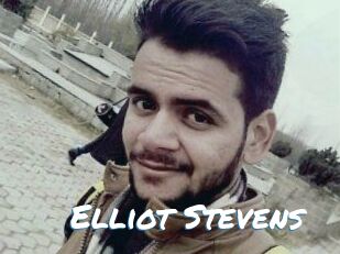 Elliot_Stevens