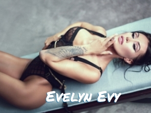 Evelyn_Evy