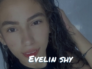 Evelin_shy