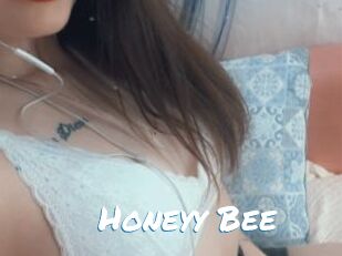 Honeyy_Bee