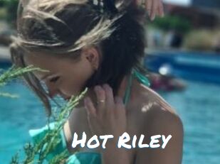 Hot_Riley