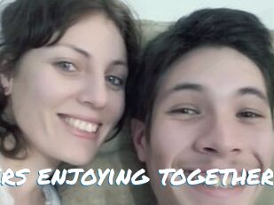 Hot_lovers_enjoying_together