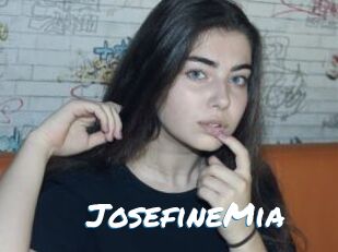 JosefineMia