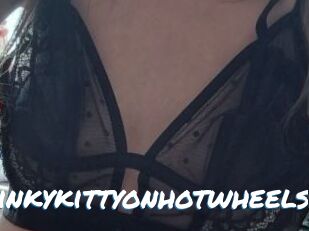 Kinkykittyonhotwheels