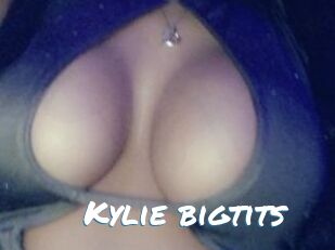 Kylie_bigtits