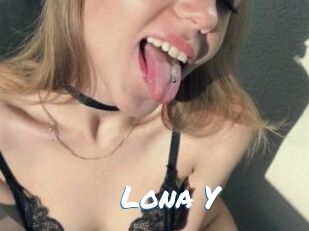 Lona_Y
