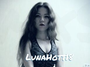 LunaHott18