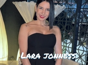 Lara_jonness