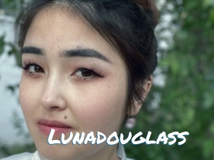 Lunadouglass