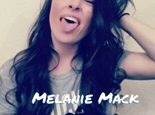 Melanie_Mack