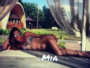 Mia