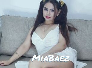 MiaBaez Max 50