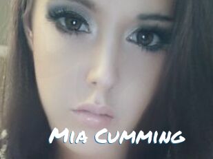 Mia_Cumming