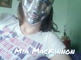 Mia_MacKinnon