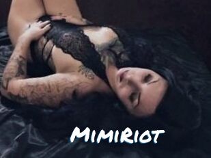 Mimi_Riot