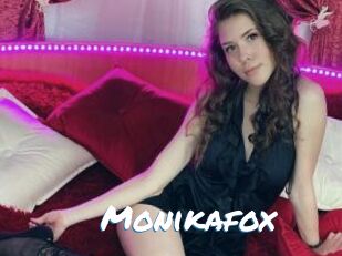 Monikafox