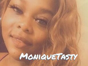 MoniqueTasty