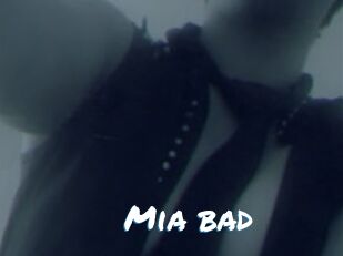 Mia_bad