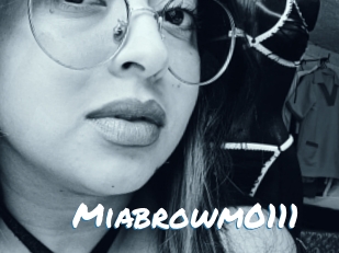 Miabrowm0111