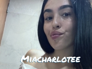 miacharlotee Max 50
