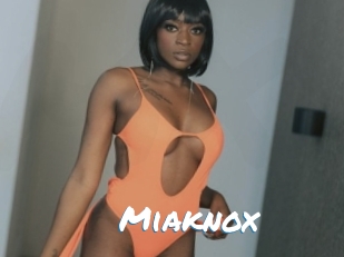 Miaknox