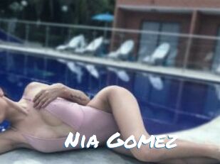 Nia_Gomez