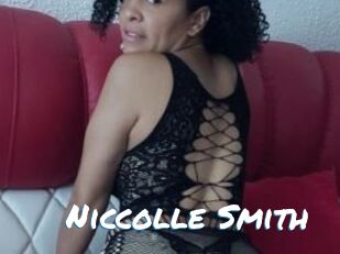 Niccolle_Smith