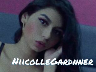 NiicolleGardnner Max 50