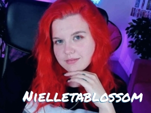 Nielletablossom