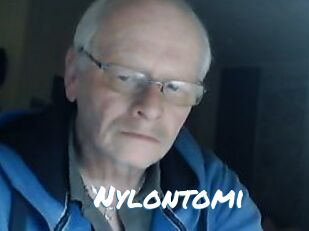 Nylontomi