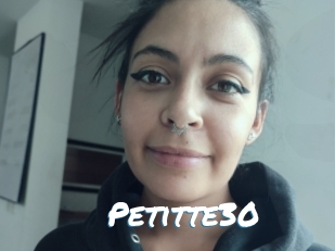 Petitte30