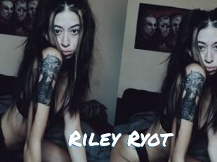Riley_Ryot