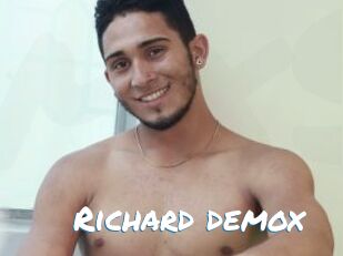 richard_demox Max 50