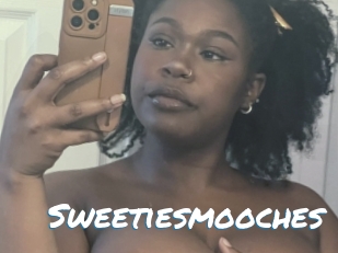 Sweetiesmooches