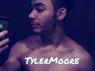 Tyler_Moore