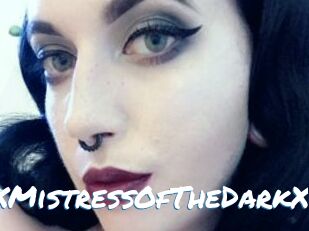 XMistressOfTheDarkX